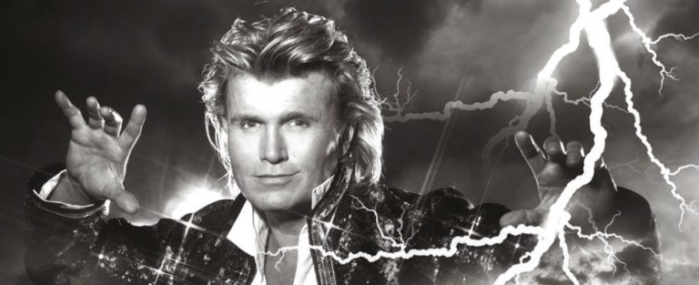 Maak kans op kaarten voor Hans Klok!