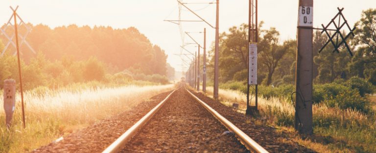 Echtpaar in de trein