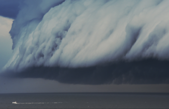 Achter de storm aan