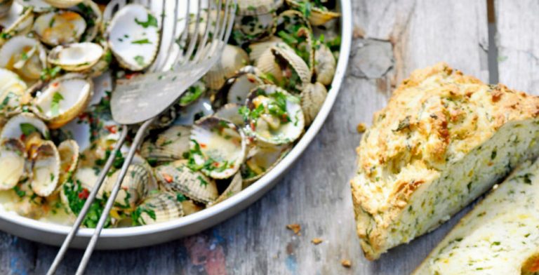 Peterselie en wat wijn maken van de kokkel een geweldig gerecht