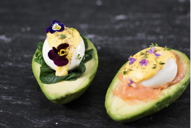 Trend: restaurants met alléén maar ei, of avocado, of rauwe vis