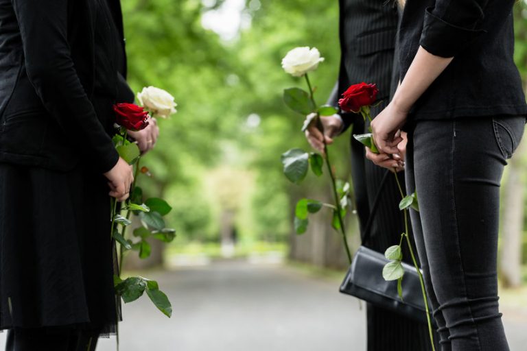 ‘Had ik wel naar de uitvaart moeten gaan?’