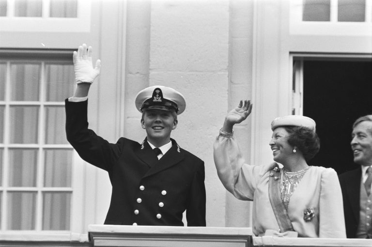 Prinsjesdag toen en nu, in 12 nostalgische foto’s