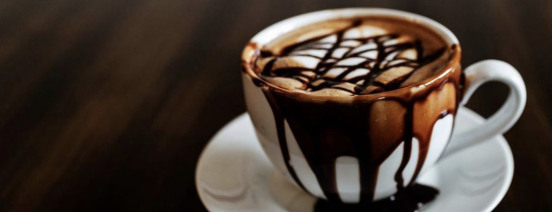 10 rare dingen die mensen tegenwoordig met koffie doen