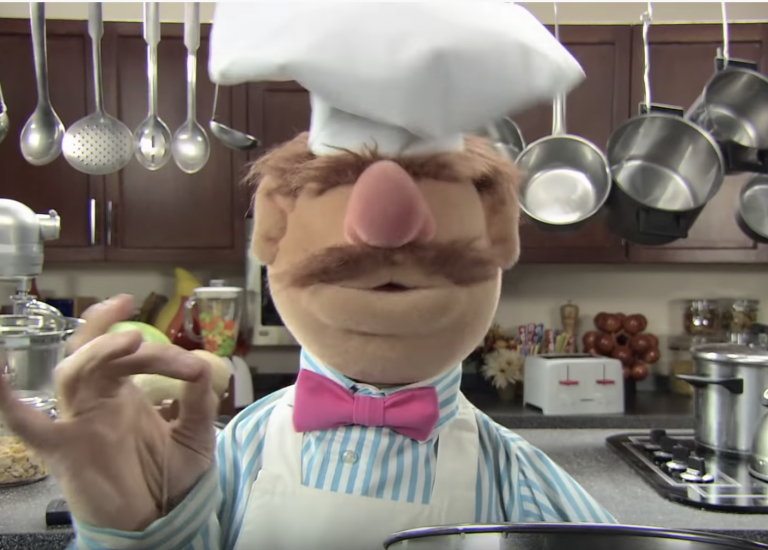 Zó grappig! The Swedish Chef (van The Muppets) maakt popcorn