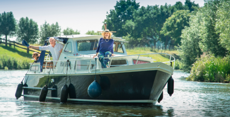 André van Duin en Janny van der Heijden gaan weer varen!