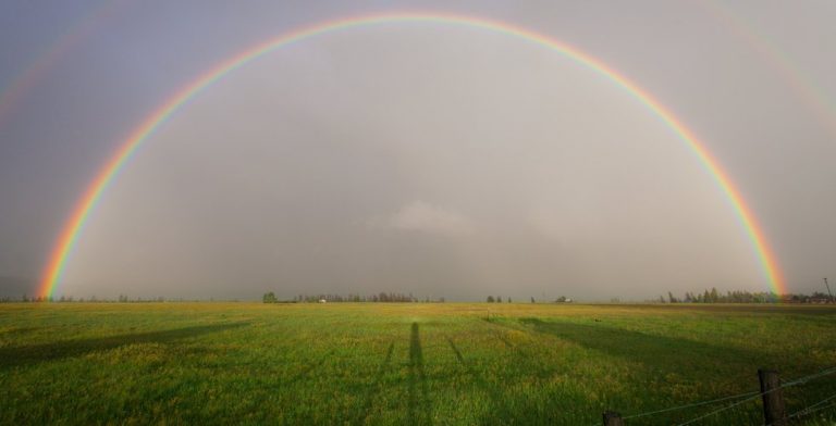 Een stralende sterrenhemel, mooie bliksemschicht of regenbui