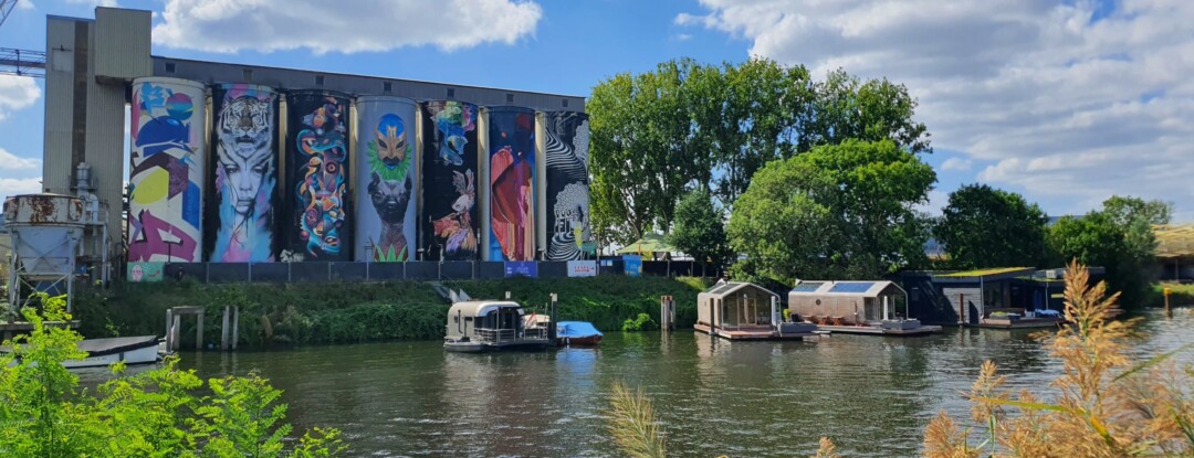 Wakker worden op Wikkelboat
